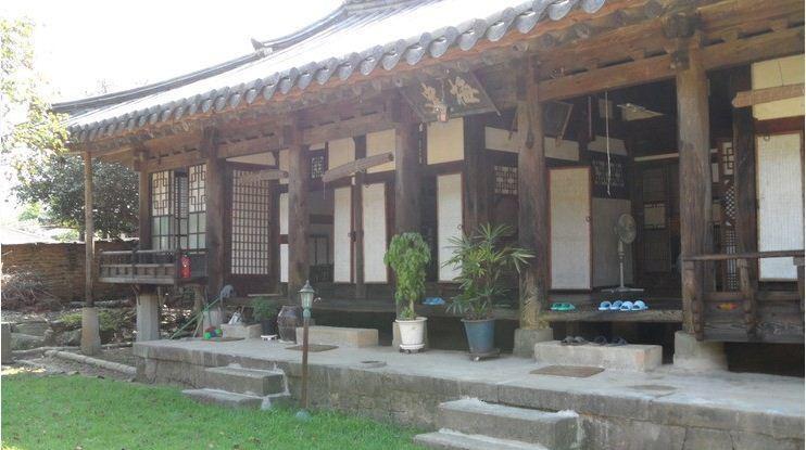 Goseong Choi Pilgan'S Old House Hotel Екстериор снимка