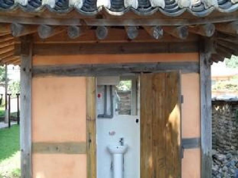 Goseong Choi Pilgan'S Old House Hotel Екстериор снимка